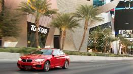 BMW M235i Coupe (2014) - widok z przodu