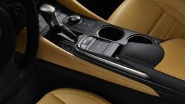 Lexus RC (2014) - tunel środkowy między fotelami