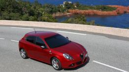 Alfa Romeo Giulietta Quadrifoglio Verde 2014 - widok z góry
