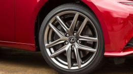 Lexus IS III 350 F-Sport (2014) - koło