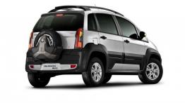 Fiat Idea Adventure 1.8 16V Facelifting (2014) - tył - reflektory włączone