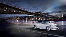 Lexus IS III 250 F-Sport (2014) - prawy bok