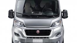 Fiat Ducato III Facelifting Panorama (2014) - przód - reflektory włączone