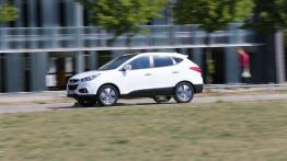 Hyundai ix35 Facelifting (2014) - lewy bok