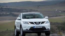 Nissan Qashqai II dCi (2014) - widok z przodu