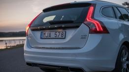 Volvo V60 Plug-In Hybrid Facelifting (2014) - pokrywa bagażnika - zamknięta