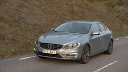 Volvo S60 Facelifting (2014) - widok z przodu