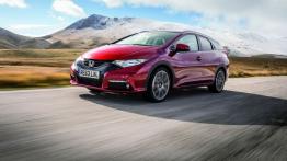 Honda Civic IX Tourer (2014) - widok z przodu