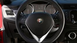 Alfa Romeo Giulietta Quadrifoglio Verde 2014 - kierownica