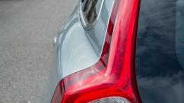 Volvo V60 Facelifting (2014) - lewy tylny reflektor - wyłączony