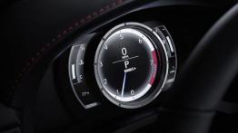 Lexus IS III 350 F-Sport (2014) - zestaw wskaźników