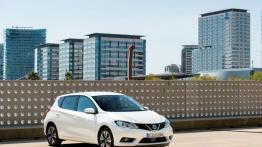 Nissan Pulsar 1.5 dCi (2014) - widok z przodu