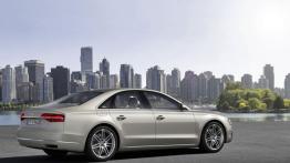 Audi A8 4.2 TDI clean diesel quattro Facelifting (2014) - widok z tyłu
