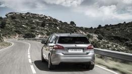Peugeot 308 II (2014) - widok z tyłu
