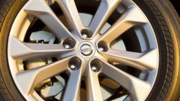 Nissan Rogue 2014 - koło