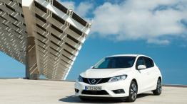 Nissan Pulsar 1.5 dCi (2014) - widok z przodu