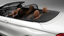 BMW serii 4 Cabriolet (2014) - widok ogólny wnętrza