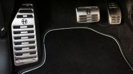 Alfa Romeo Giulietta Quadrifoglio Verde 2014 - pedały