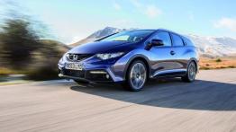 Honda Civic IX Tourer (2014) - widok z przodu