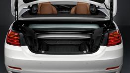 BMW serii 4 Cabriolet (2014) - bagażnik