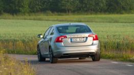 Volvo S60 Facelifting (2014) - widok z tyłu