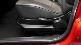 Fiat Idea Adventure 1.8 16V Facelifting (2014) - sterowanie regulacją foteli