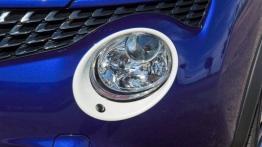 Nissan Juke Facelifting 1.2 DIG-T (2014) - lewy przedni reflektor - wyłączony