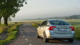 Volvo S60 Facelifting (2014) - widok z tyłu