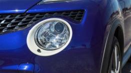 Nissan Juke Facelifting 1.2 DIG-T (2014) - lewy przedni reflektor - wyłączony