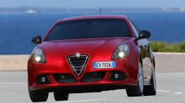 Alfa Romeo Giulietta Quadrifoglio Verde 2014 - widok z przodu
