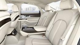 Audi A8 4.2 TDI clean diesel quattro Facelifting (2014) - tylna kanapa