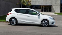 Nissan Pulsar 1.5 dCi (2014) - prawy bok