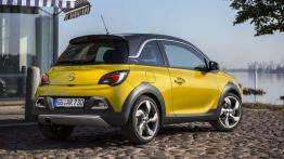 Opel Adam Rocks (2014) - widok z tyłu