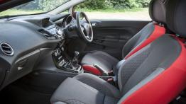 Ford Fiesta VII Facelifting Red Edition (2014) - widok ogólny wnętrza z przodu
