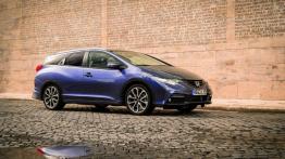 Honda Civic IX Tourer (2014) - prawy bok