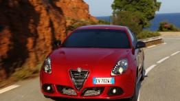 Alfa Romeo Giulietta Quadrifoglio Verde 2014 - widok z przodu