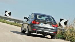 BMW 320d Gran Turismo (2014) - widok z tyłu