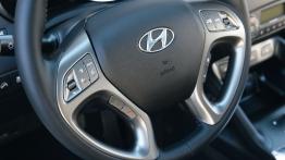 Hyundai ix35 Facelifting (2014) - kierownica