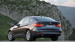 BMW 320d Gran Turismo (2014) - widok z tyłu