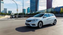 Nissan Pulsar 1.5 dCi (2014) - lewy bok