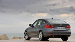 BMW 320d Gran Turismo (2014) - widok z tyłu