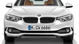 BMW serii 4 Cabriolet (2014) - przód - reflektory wyłączone