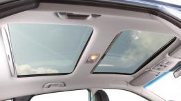 Hyundai ix35 Facelifting (2014) - szyberdach od wewnątrz - widok z tyłu