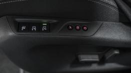 Peugeot 308 II (2014) - sterowanie regulacją foteli