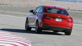 BMW M235i Coupe (2014) - widok z tyłu