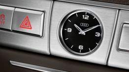 Audi A8 4.0 TFSI quattro Facelifting (2014) - zegarek