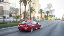 BMW M235i Coupe (2014) - widok z tyłu