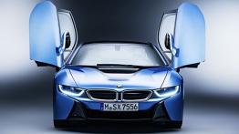 BMW i8 (2014) - przód - reflektory włączone