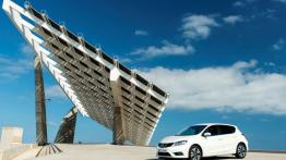 Nissan Pulsar 1.5 dCi (2014) - lewy bok