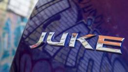 Nissan Juke Facelifting 1.2 DIG-T (2014) - emblemat